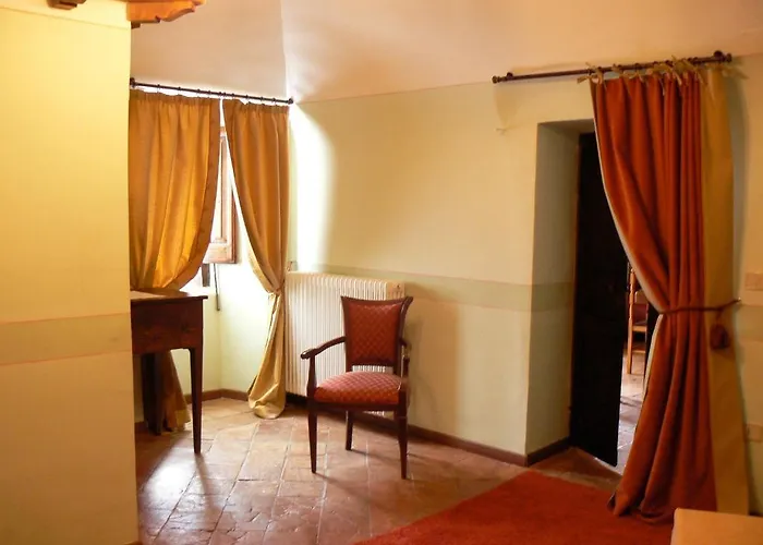 Il Palazzo 3* Santo Stefano Di Sessanio