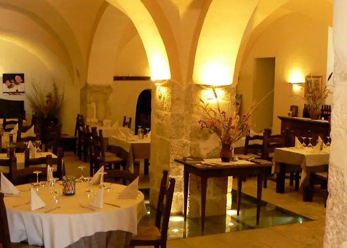 Il Palazzo 3* Santo Stefano Di Sessanio